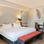 Western & Pau Aeroport 호텔 4*