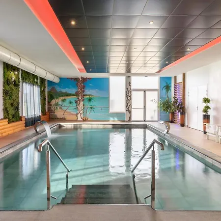 Western & Pau Aeroport Hotel Lescar