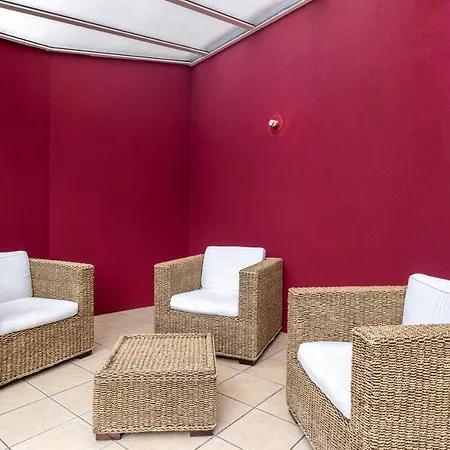 Western & Pau Aeroport Lescar