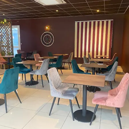 Western & Pau Aeroport Lescar