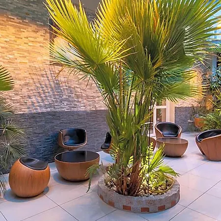 Western Hotel&spa Pau Aeroport 4*
