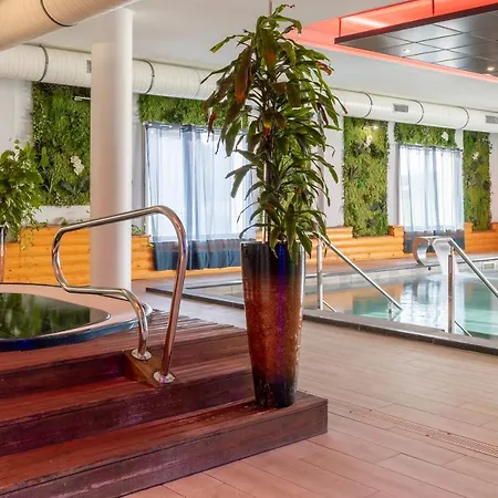 Hotel Western Hotel&spa Pau Aeroport Ex Vamcel 4*